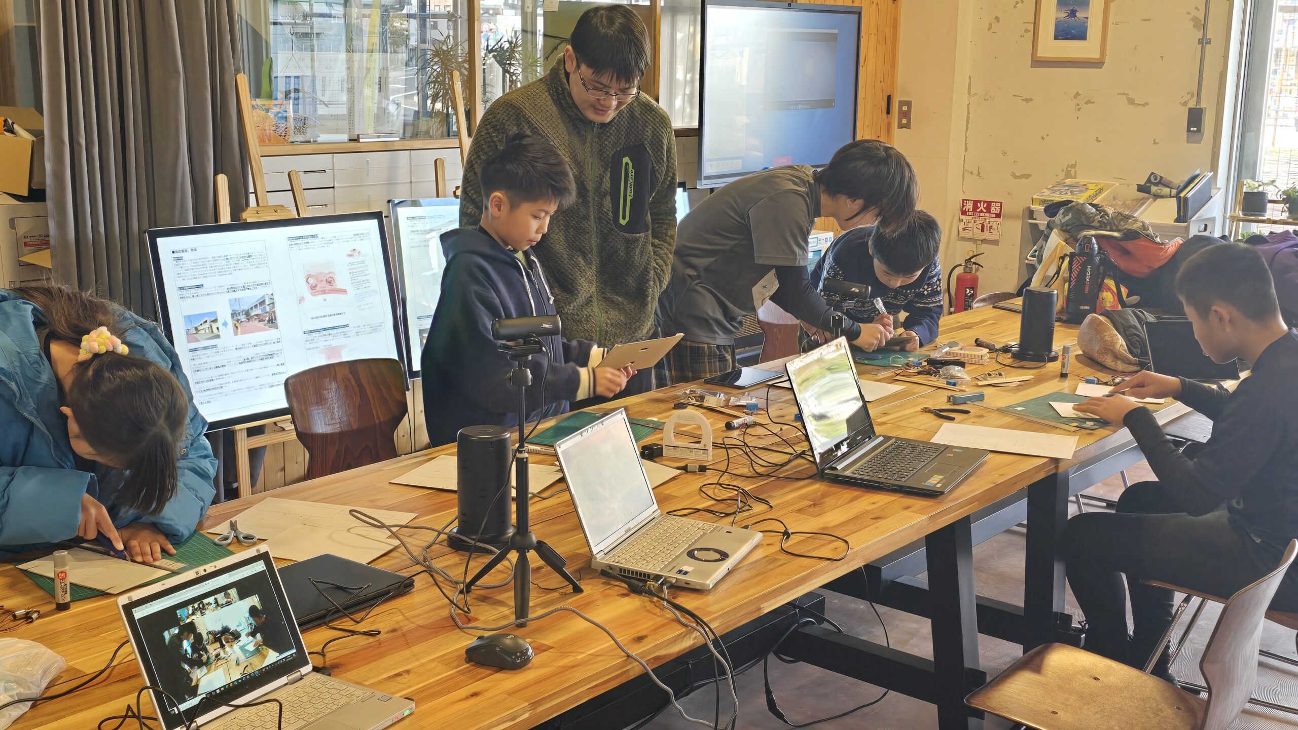 長崎県壱岐島にて、ロボット製作ワークショップを実施しました